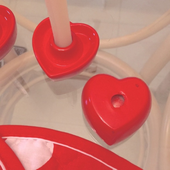 💕SET/4 CERAMIC HEART CANDLE HOLDERS + 4 CANDLES - Picture 3 of 10